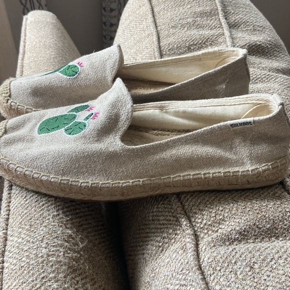 Cactus Espadrilles - Picture 2 of 3
